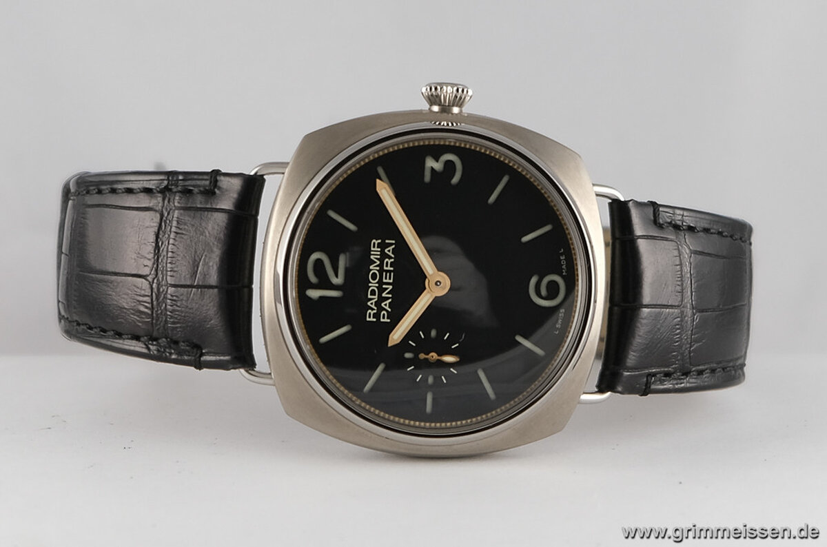 Panerai titan discount